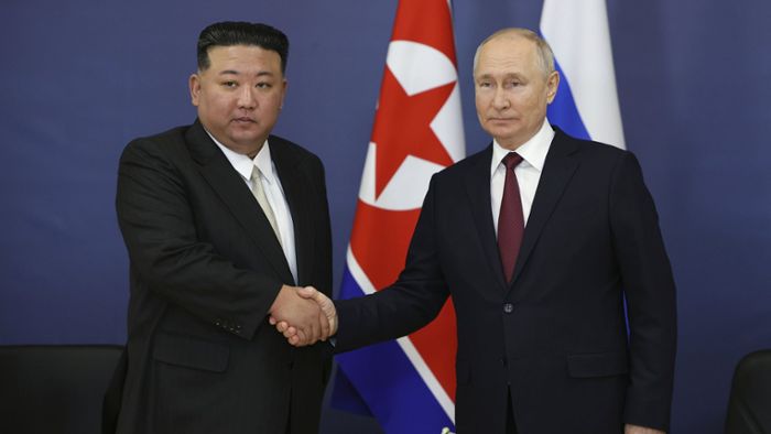 Kim verspricht Putin Unterstützung im Krieg gegen die Ukraine