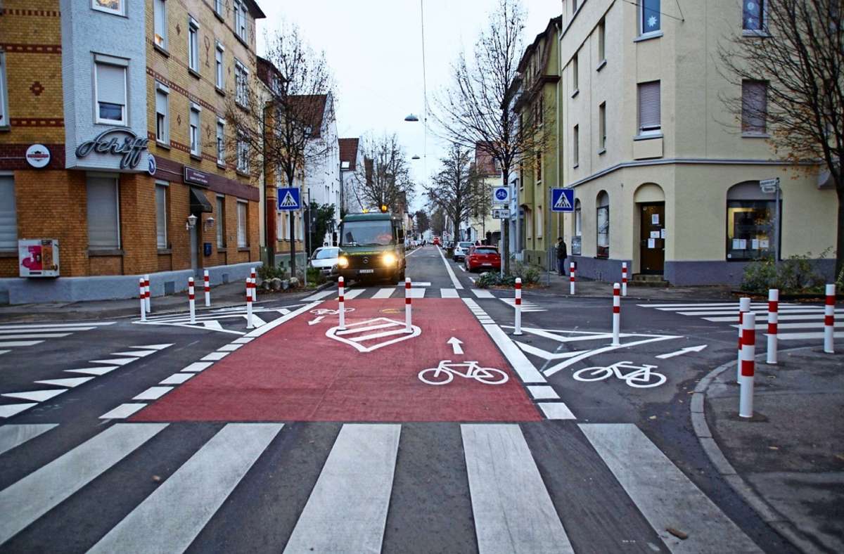 Verkehr in Esslingen: Stadt wertet Fahrradstraße auf – Anwohner sauer
