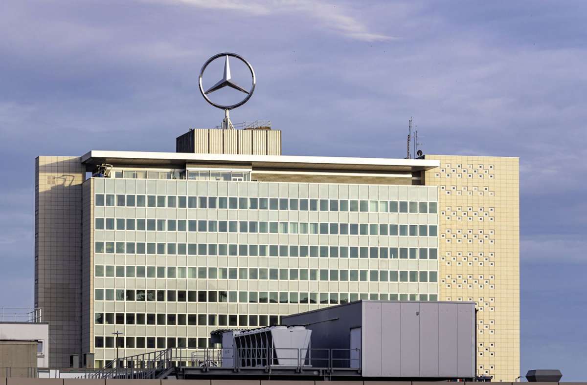 Daimler-Werk Untertürkheim: Betriebsrat: Standortverhandlungen schwierig wie noch  nie