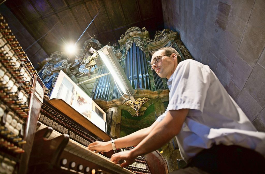 Mit einem Konzert von Klaus Rothaupt beginnt am Samstag in der Stadtkirche der Orgelsommer: Orgelsommer feiert die Königin der Instrumente