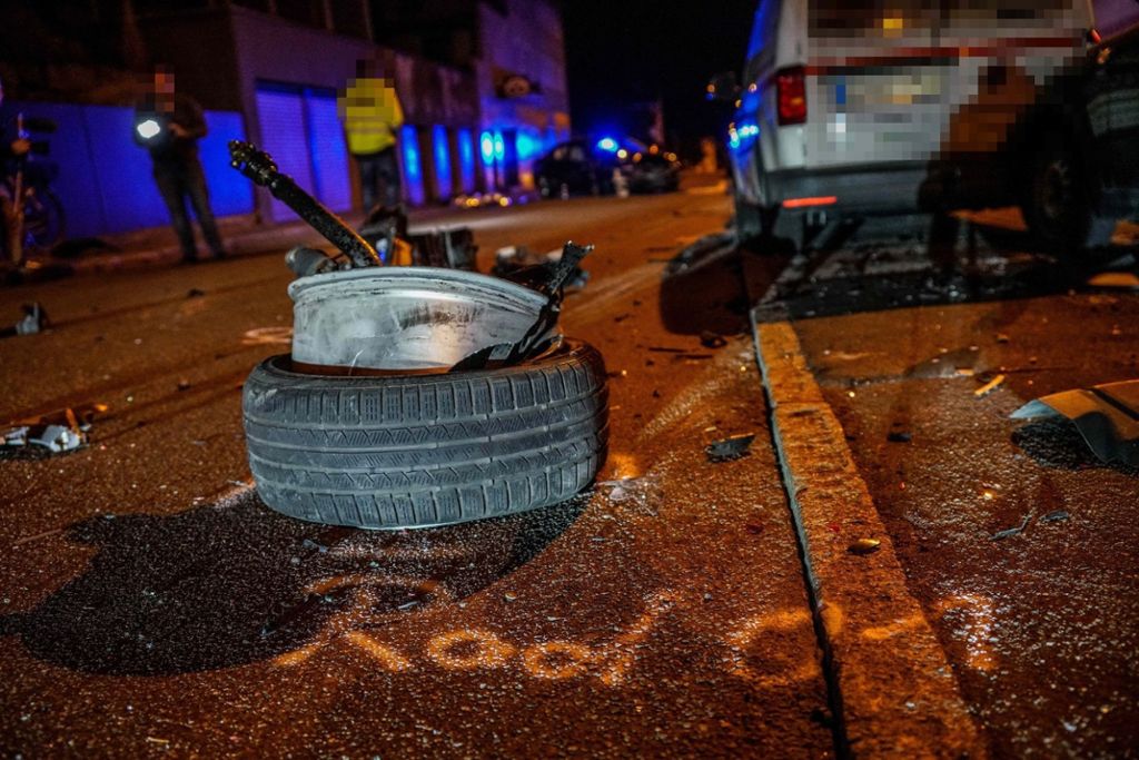 Fahrer mit Alkohol im Blut: 20-Jähriger crasht in Wäldenbronn in sechs Autos