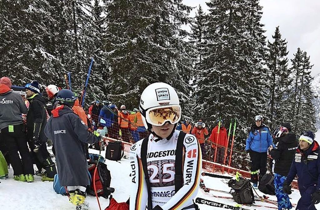 Skiläufer tragen bei Olympischen Spielen die von Textilforschern entwickelte Wettkampf-Kleidung: Heizbare Hose hält Sportlermuskeln warm