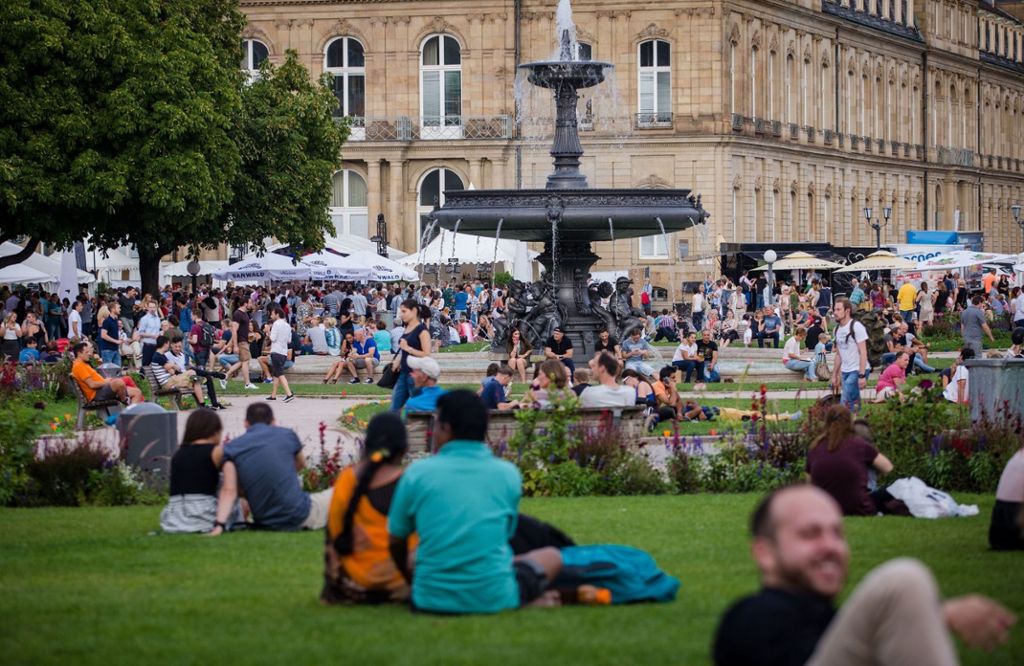 Sommerfest im Herzen der Stadt ist eine Institution – Bedingungen für die Wirte sind schwieriger geworden: Halbe Million Besucher erwartet