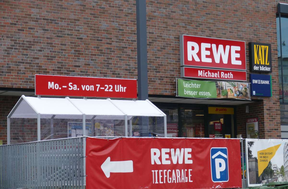 Debatte um Ausgangssperre: Viele Supermärkte in Stuttgart wollen möglichst rasch länger öffnen