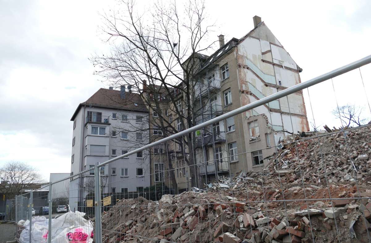 Anzeige gegen Stadt: Linke für Abriss-Stopp an der Pragstraße