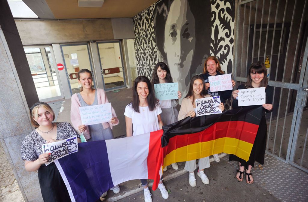Königin-Olga-Gymnasium in Stuttgart: Liebesgrüße aus Paris zum Abi
