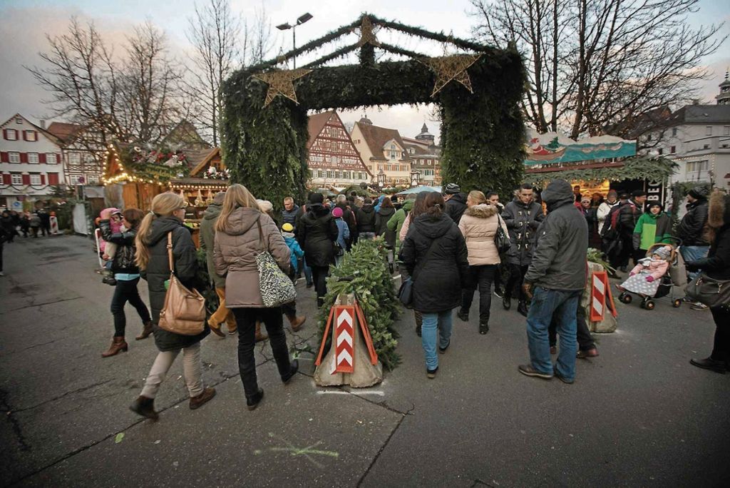 Veranstalter wollen möglichen Gefahren vorbeugen: Mit Sicherheit mehr Spaß auf Weihnachtsmärkten