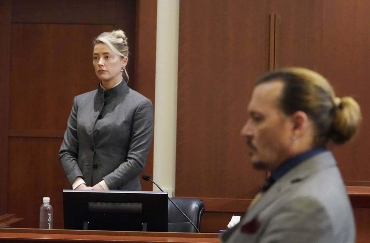 Nach Prozess gegen Johnny Depp: Amber Heards Anwälte beantragen Aufhebung des Urteils