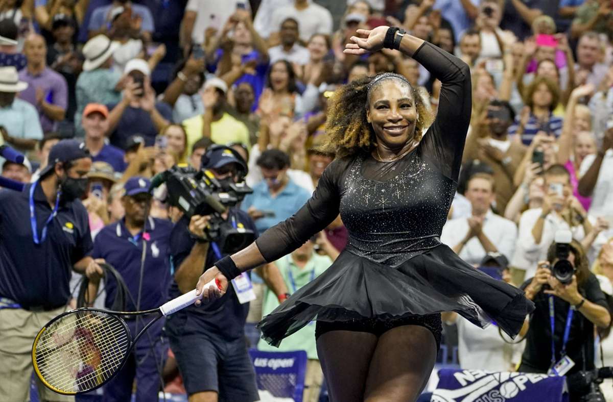 US Open: Serena Williams gewinnt Erstrundenspiel beim Abschiedsturnier