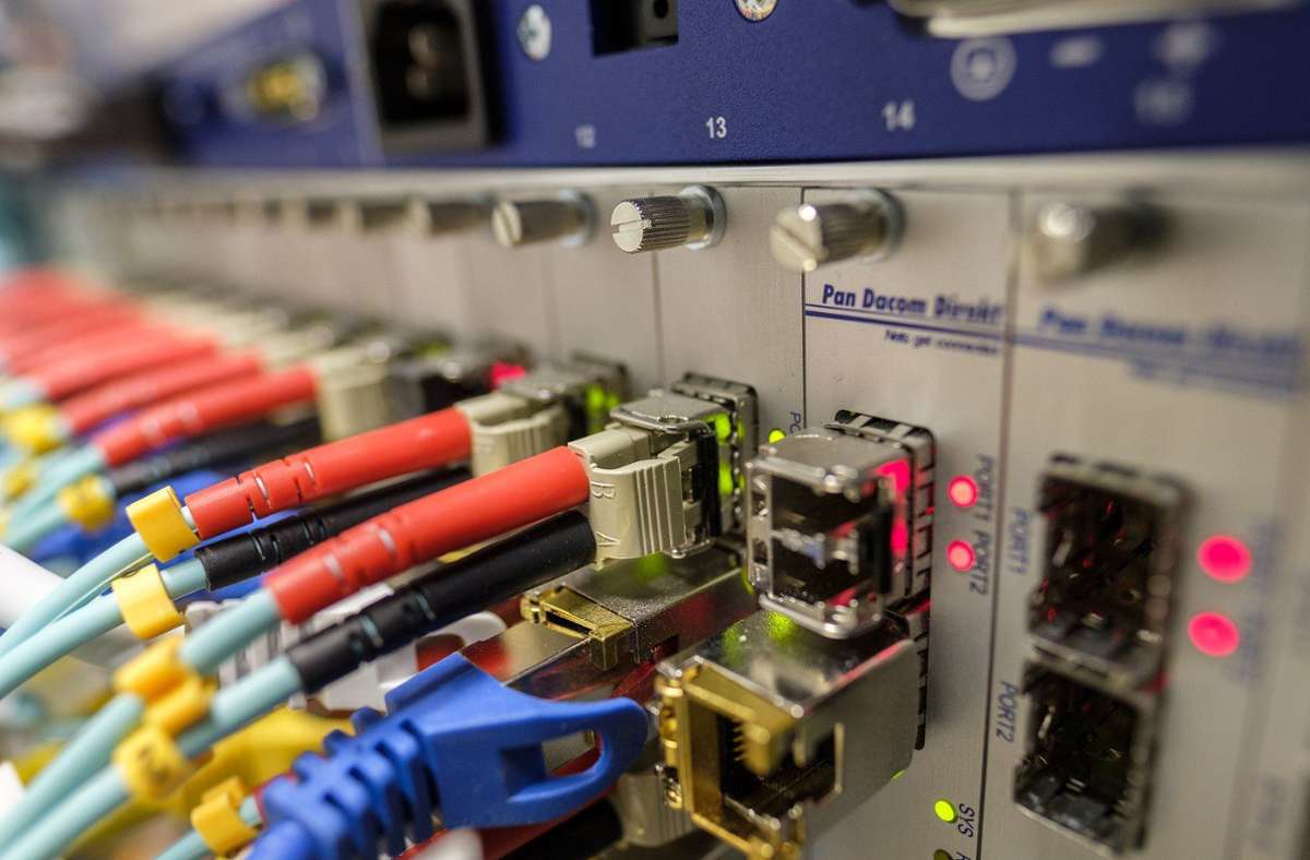 Telekom will  Datenautobahn in Esslingen ausbauen: Glasfaser bis ins Haus