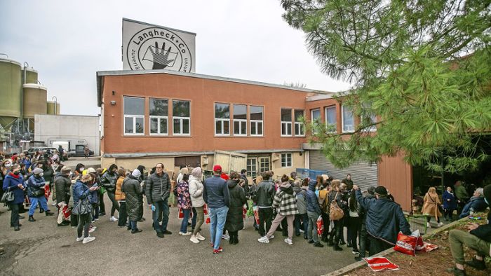 Die ersten 100 Flüchtlinge kommen in Esslingen an