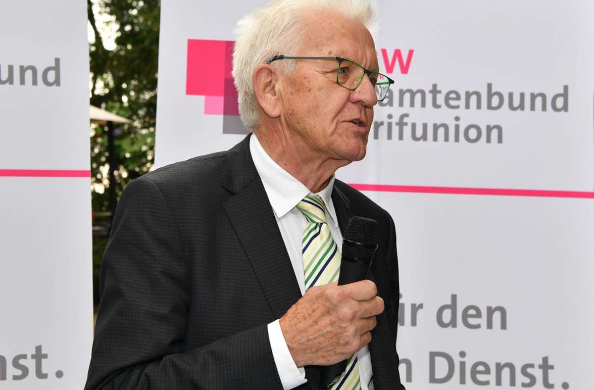 Ministerpräsident bei den  Beamten: Kretschmann kann mit Streben nach mehr Freizeit nichts anfangen
