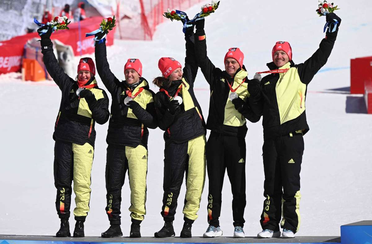Olympia 2022: Deutsche Alpine gewinnen zum Abschluss Team-Silber