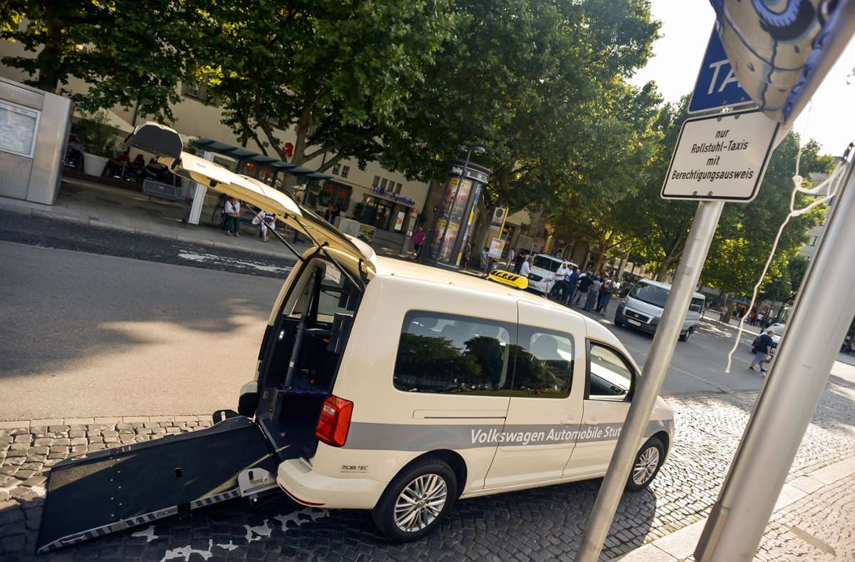 Stuttgart: Stadt will Rolli-Taxis weiter finanziell fördern