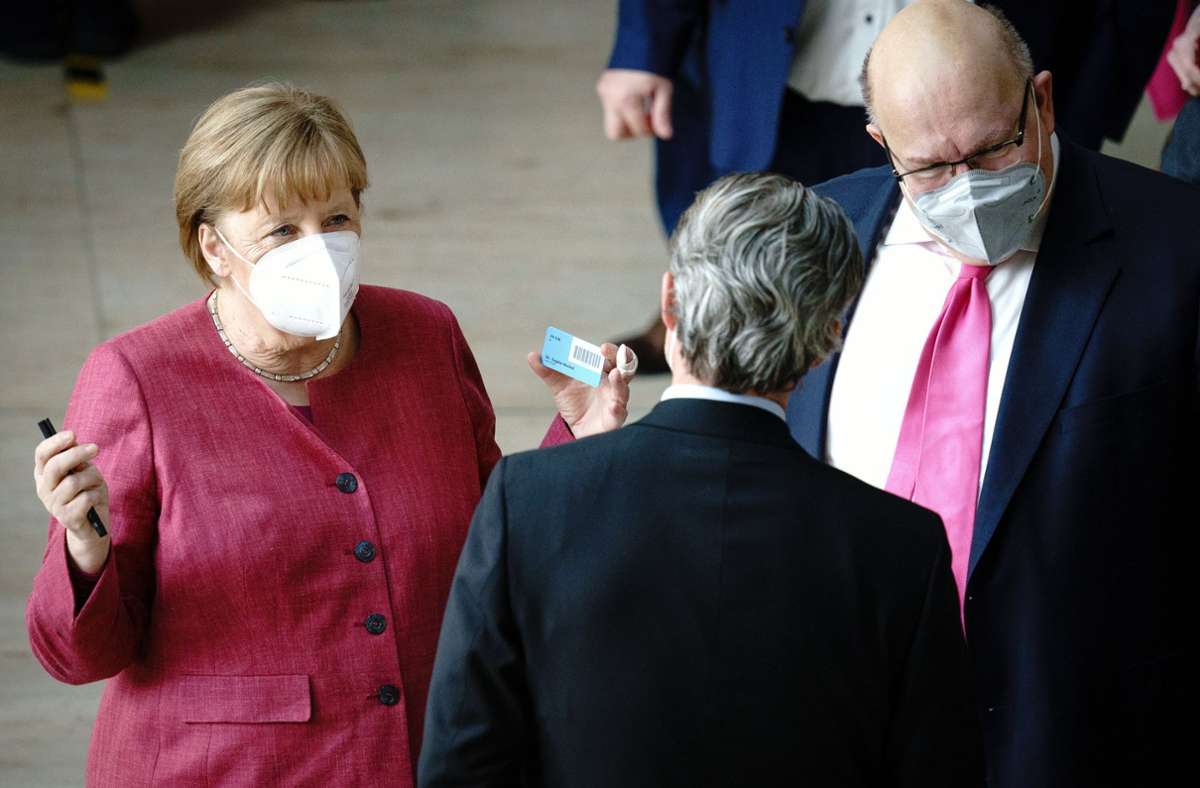 Coronavirus in Deutschland: Bundestag beschließt Corona-Notbremse
