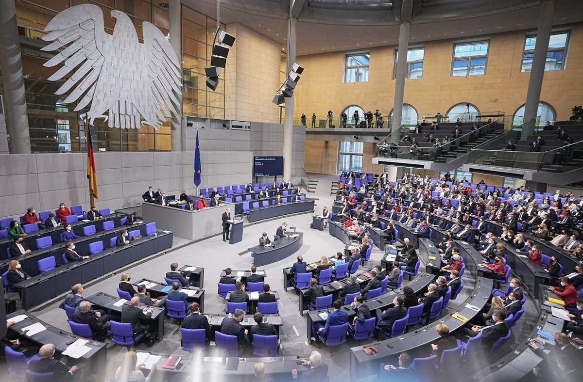 Sitzordnung im Bundestag: Ampel will anders sitzen – Union ist sauer