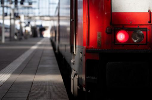 Die Deutsche Bahn erwartet zum Jahresende ein Minus von bis zu 3, 5 Milliarden Euro. Foto: dpa/Sven Hoppe