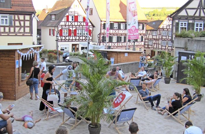 Sommer in Leinfelden-Echterdingen: Informieren und plaudern am Stadtstrand