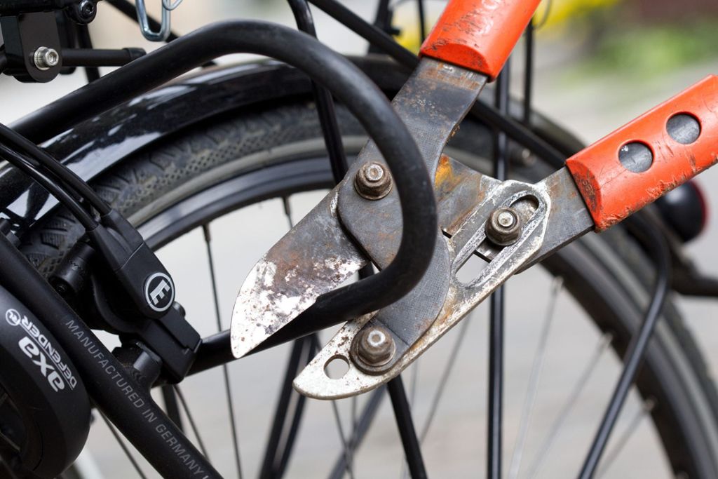 Esslingen: Fahrraddiebe auf frischer Tat ertappt