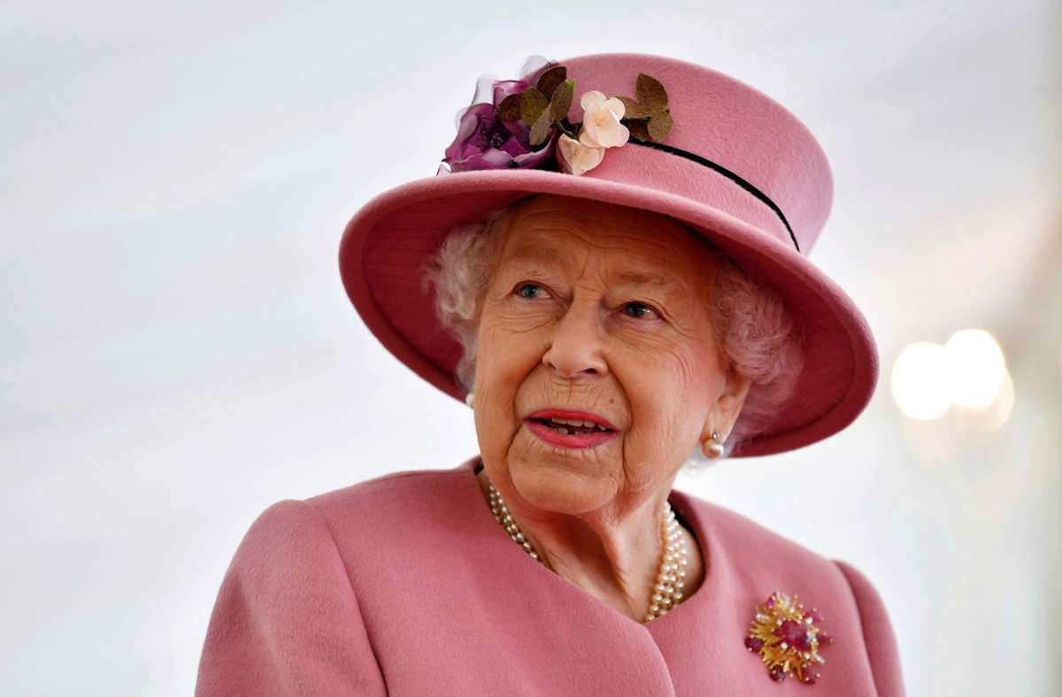 Queen Elizabeth II., Coolio und Co.: Diese Prominenten starben im September 2022