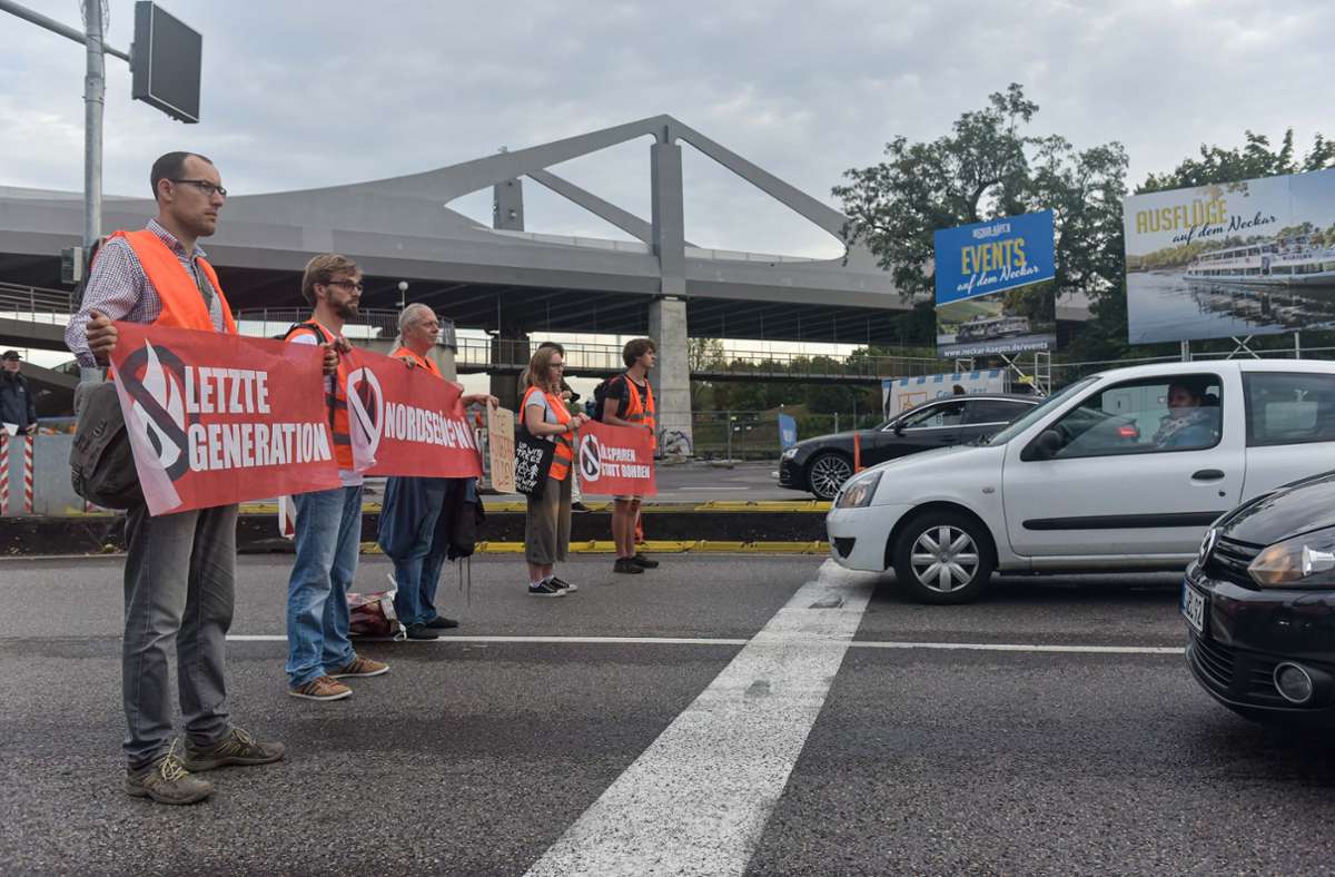 Proteste in Baden-Württemberg: Strobl: Klimaaktivisten der „Letzten Generation“ sind Straftäter