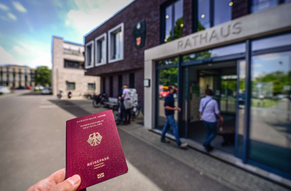 Die deutsche Staatsbürgerschaft zu bekommen, soll künftig einfacher werden, so die Pläne der Bundesregierung (Symbolbild). Foto: IMAGO/Markus van Offern/IMAGO/Markus van Offern (mvo)
