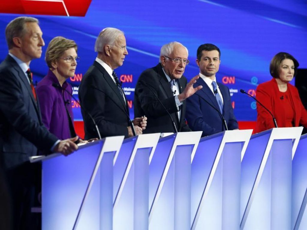 Mögliche Trump-Herausforderer: TV-Debatte der US-Demokraten: Schwere Vorwürfe gegen Sanders