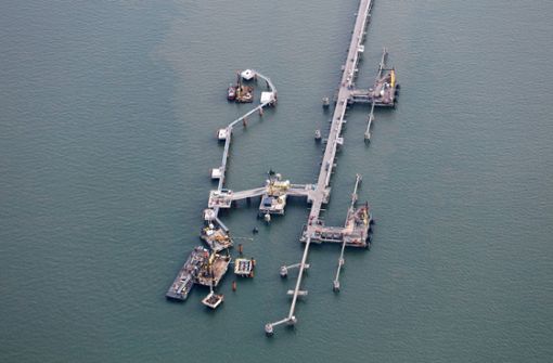 In Wilhelmshaven wird ein   LNG-Terminal gebaut. Foto: IMAGO/blickwinkel/IMAGO/Luftbild Bertram