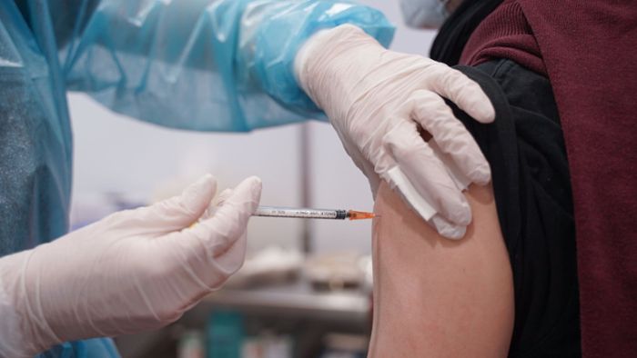 Wieder mehr Corona-Impfungen  - Appell an Ältere