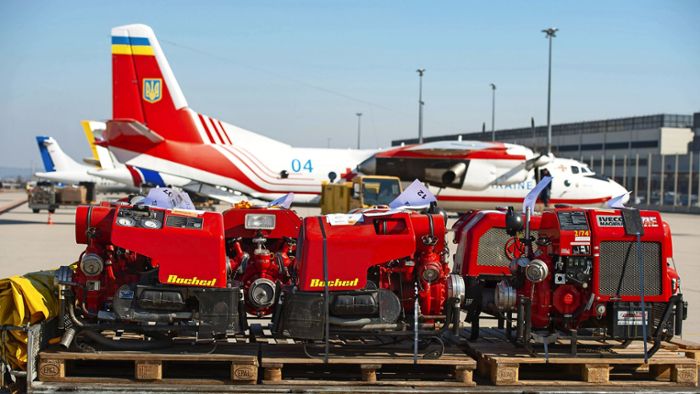Ukrainische Flugzeuge holen am Stuttgarter Airport Hilfsgüter