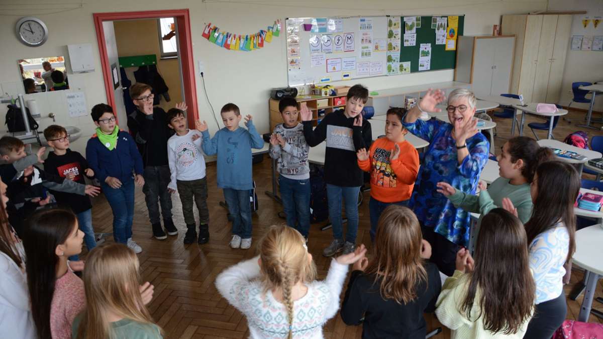 Musikprojekt an der Grundschule Altbach: Jeden Freitag lüften die Kinder mit Liedern ihren Kopf