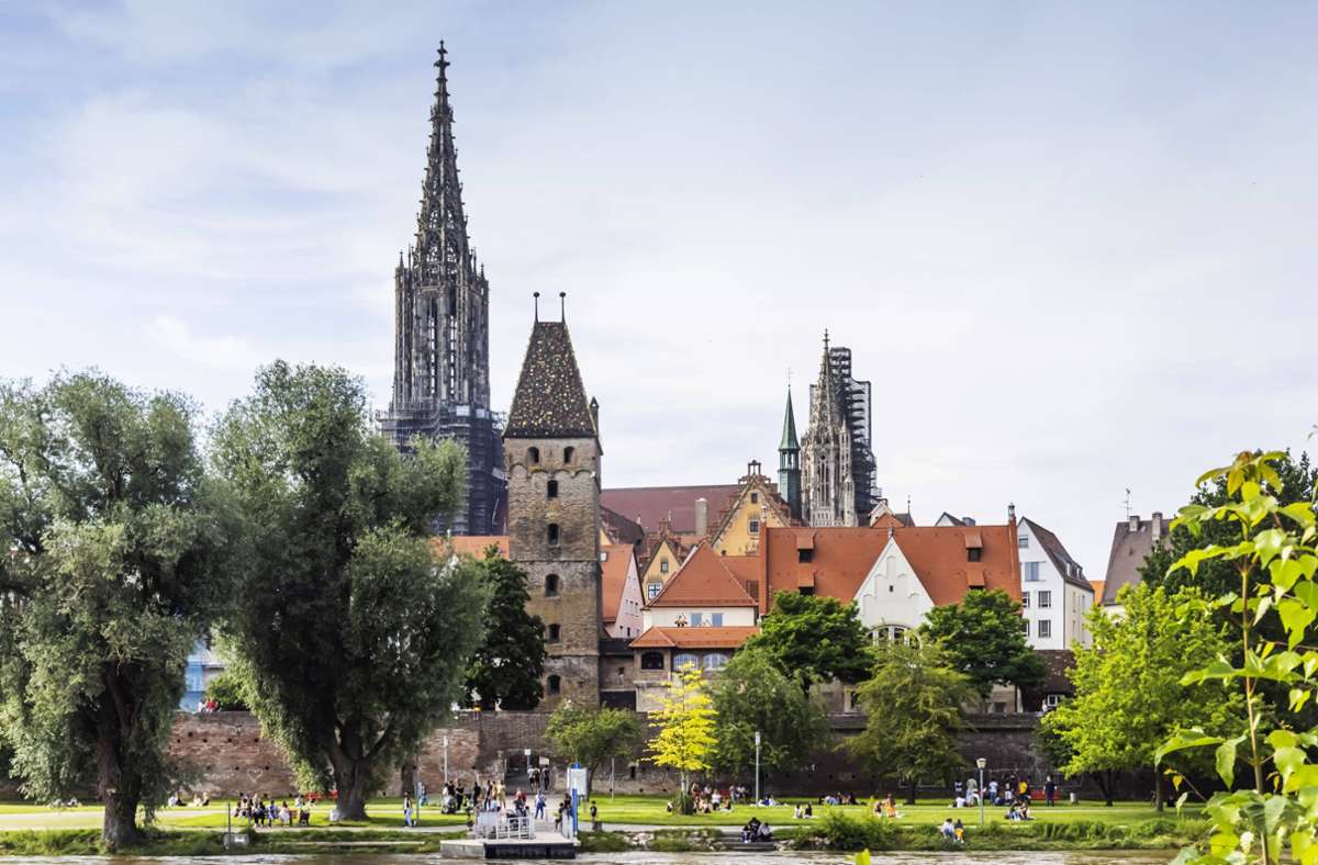 Ulmer Münster: Kletterei an Kirchturm endet mit Festnahme und Anzeigen
