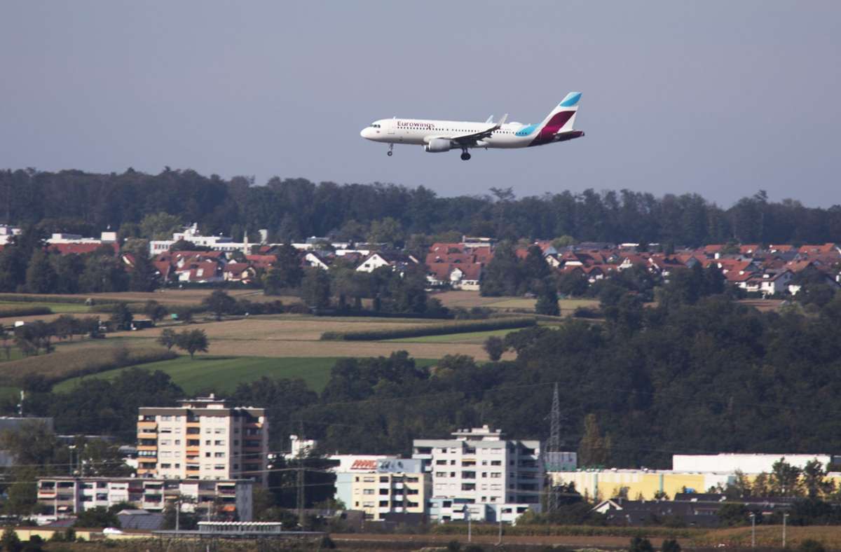 Fluglärm im Kreis Esslingen: Neuer Korridor wird im Simulator überprüft