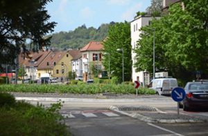 Kreisverkehr in Altbach: „Starre Hindernisse“ sind verboten