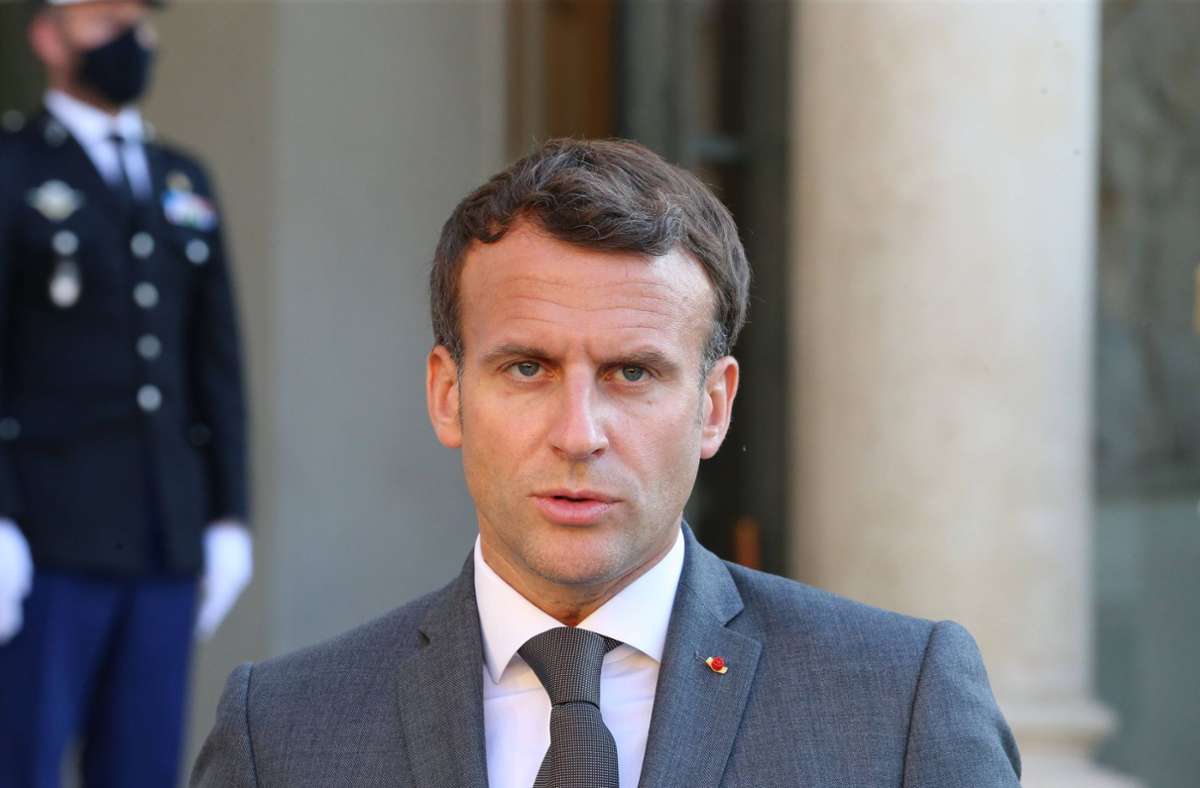 Emmanuel Macron: Mann ohrfeigt französischen Präsidenten