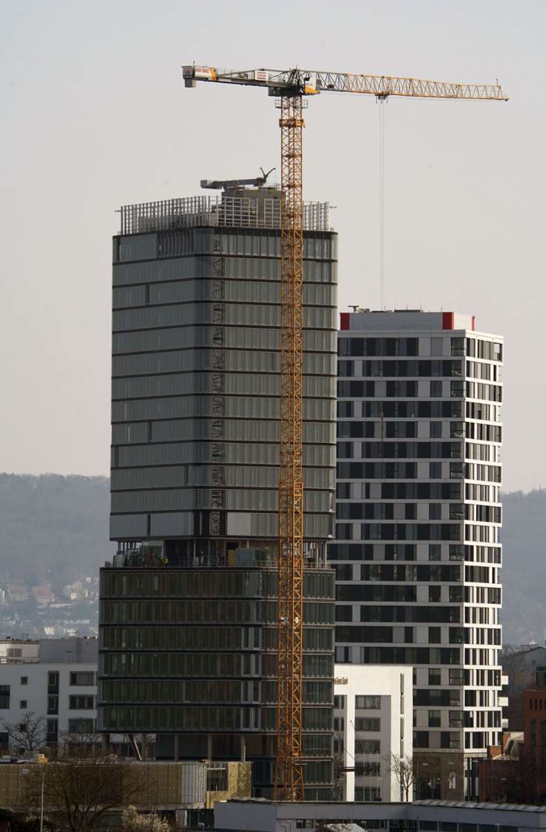 Weitere Bilder des Porsche Design Tower auf dem Pragsattel
