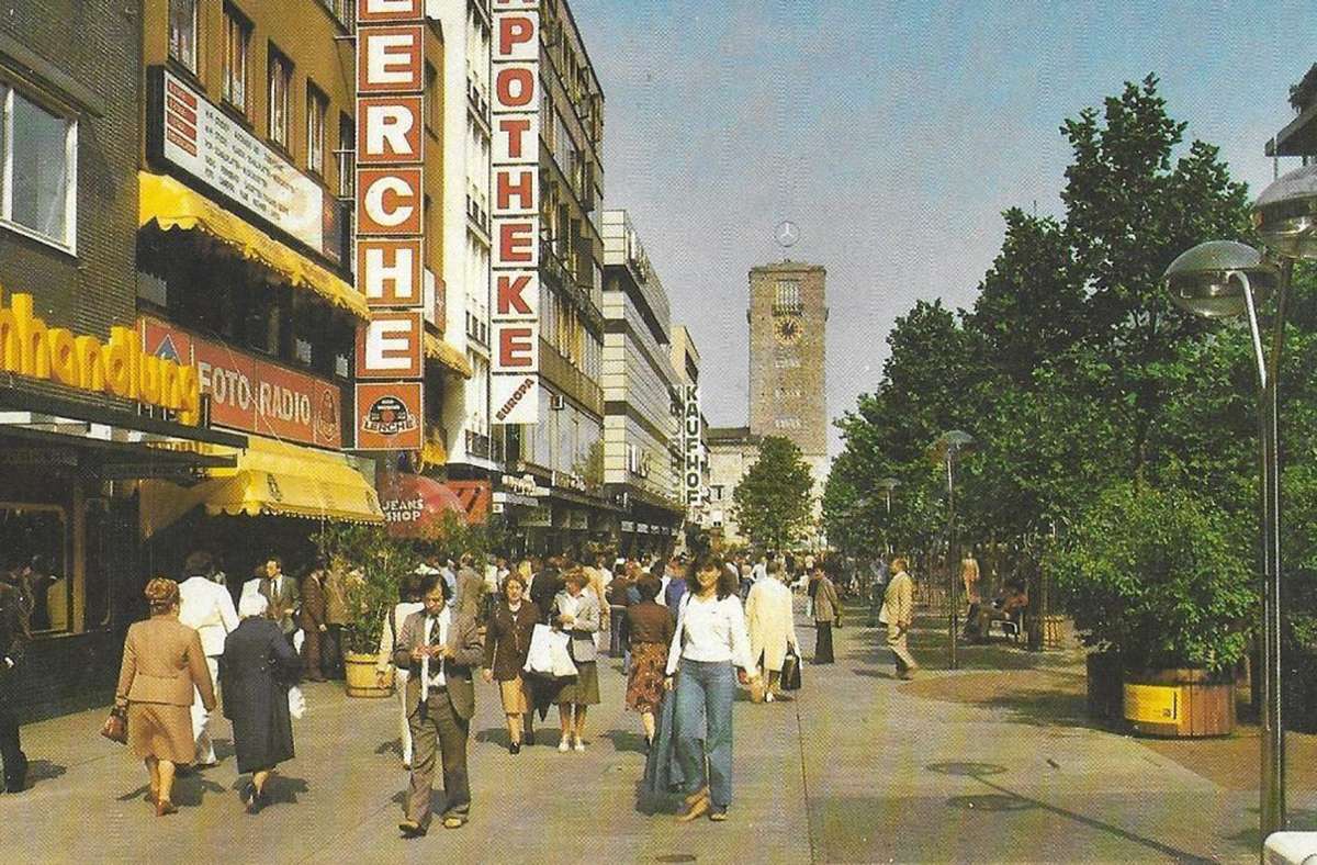 Dieses Foto  von der unteren Königstraße mit der Lerche ist vermutlich Ende  der 1970er oder Anfang der 1980er entstanden.