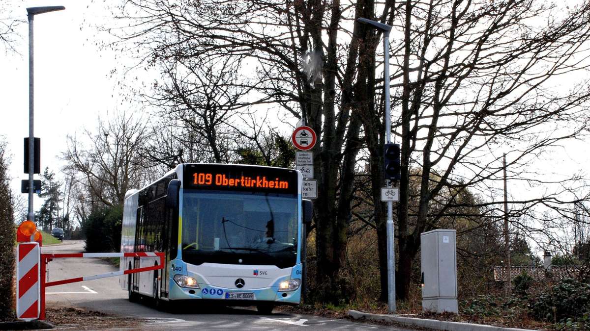 Busverkehr in Esslingen: Ruftaxi zwischen Esslinger Stadtteil Rüdern und Stuttgart-Rotenberg angedacht