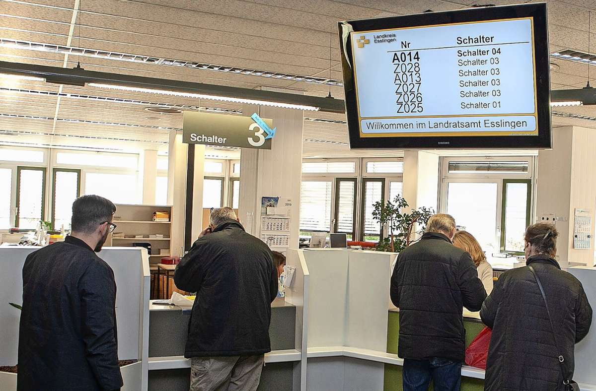 Verwaltung des Landkreises  Esslingen: Weitere Ämter ziehen um
