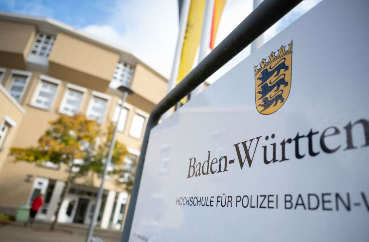 Baden-Württemberg: Rund hundert Polizisten   unter Rechtsextremismus-Verdacht