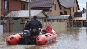 Zerstörerische Flut in Russland und Kasachstan hält an