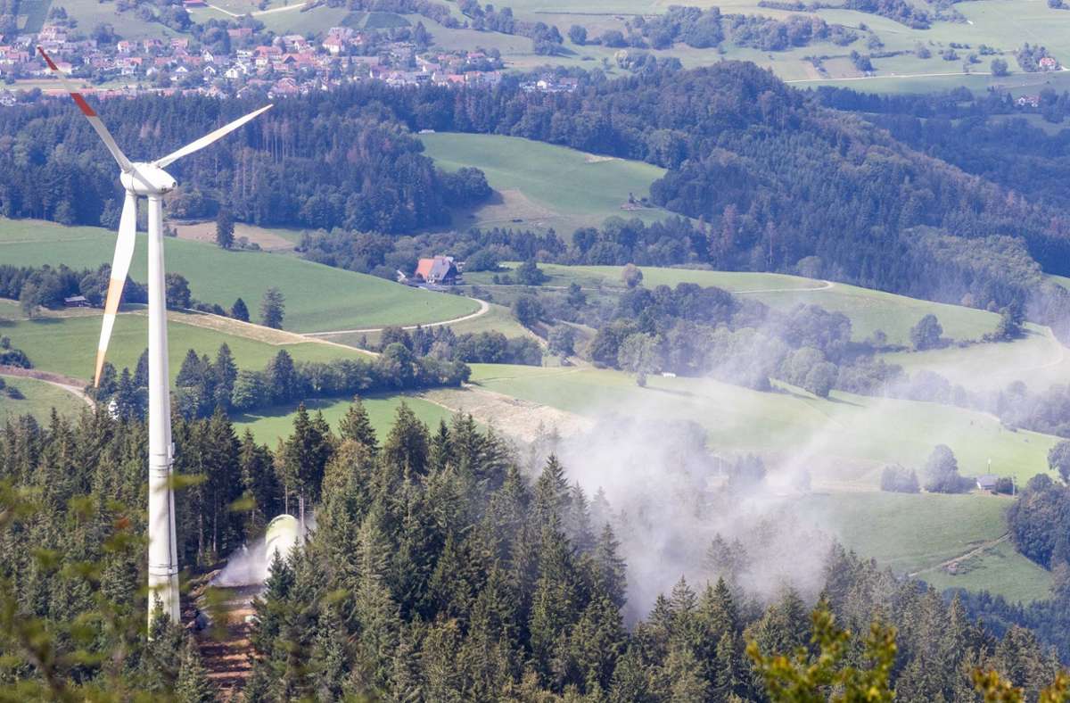 Sprengung bei Freiburg: Zehn Sekunden, ein Knall – und das Windrad kippt um