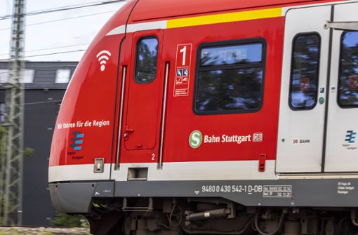 Der Vorfall ereignete sich in einem Regionalzug, der von Stuttgart nach Ellwangen unterwegs war (Symbolbild). Foto: imago images/Arnulf Hettrich