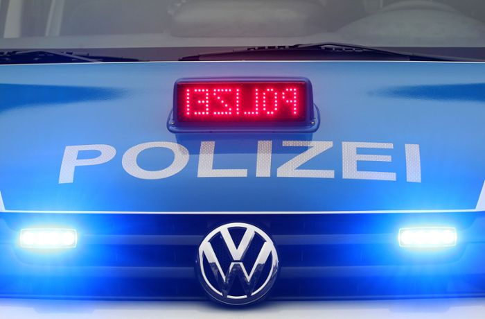 Rems-Murr-Kreis und Esslingen: Mercedes-Fahrer gefährdet andere durch riskanten Fahrstil