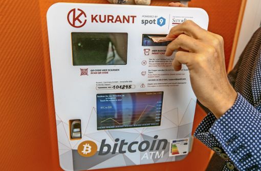 Frisst Euro, spuckt aber nichts aus: Die Bitcoins werden digital gespeichert. Foto: Roberto Bulgrin