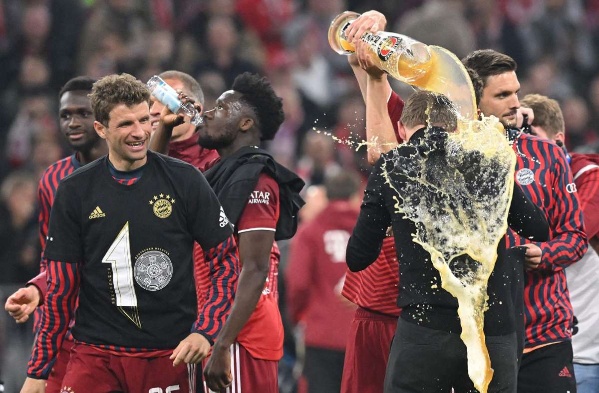Fußball-Bundesliga: Bayern krönt sich mit Sieg gegen den BVB zum Meister