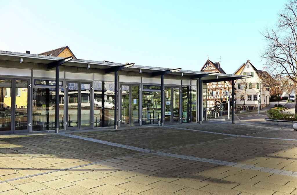 Der neue Entwurf für einen Außenbereich des Rathaus-Cafés in Denkendorf findet Gefallen: Entwurf für neuen Außenbereich des Rathaus-Cafés in Denkendorf