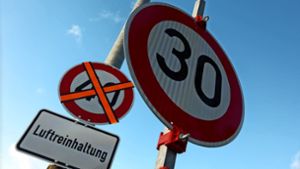 Lärmschutz im Straßenverkehr: Stuttgart führt in drei Stadtbezirken  Tempo 30  in der Nacht ein