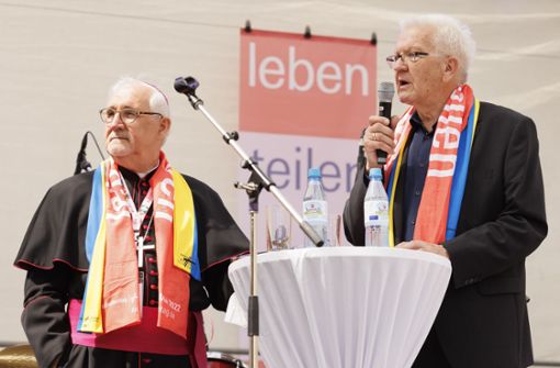 „Ministerpräsident schafft Bischof Fürst doch aus dem Stand“, glaubt Amtsinhaber Winfried Kretschmann. Foto: Lichtgut/Julian Rettig