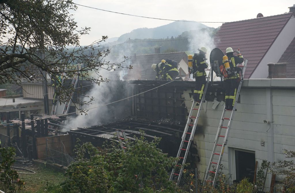 Feuer im Kreis Esslingen: Großer Schaden bei Schuppenbrand in Ohmden